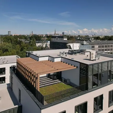 Shed Living Riga - Stylish Urban Stay Ryga