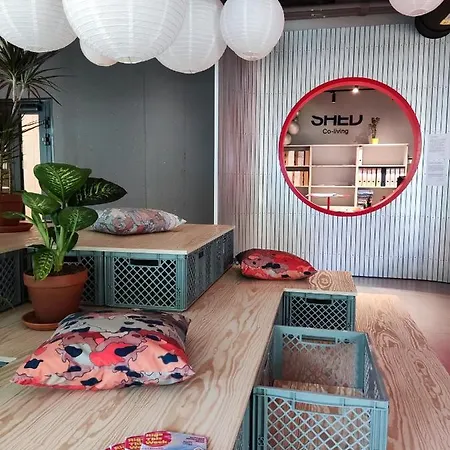 Shed Living Riga - Stylish Urban Stay