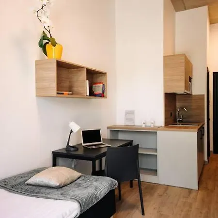 Apartment Sia J12 Jelgavas Iela 8 *